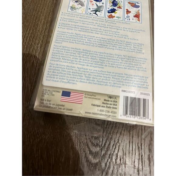 Finding Dory Disney Baby Nursery Decals Removeable New Open - Picture 4 of 6